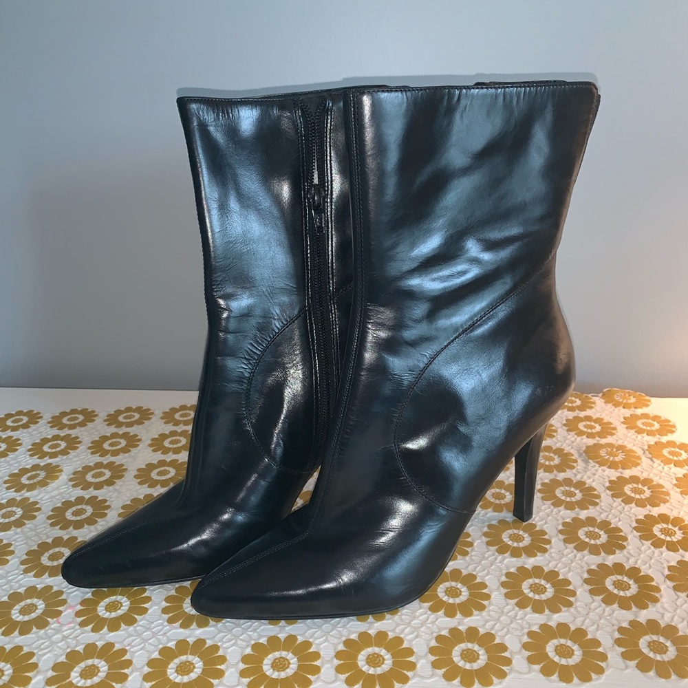Black boots